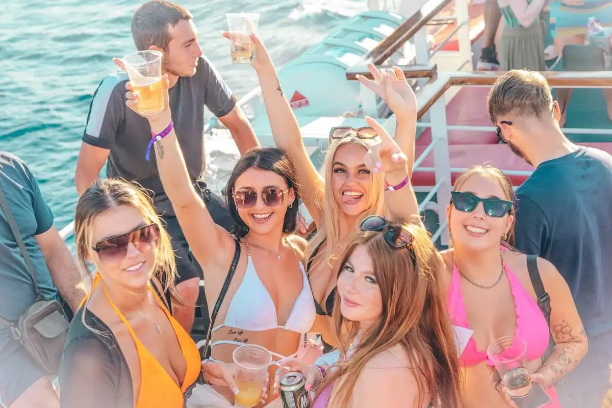 Party Holidays in Zante 2024, PlayAwayAbroad